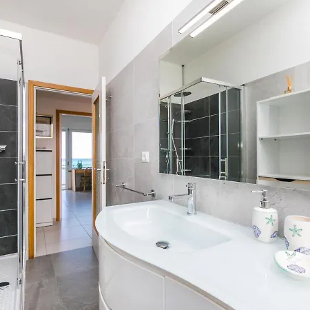 Massimo House By Interhome
