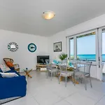 شقة Massimo House By Interhome روزينيانو سولفاي
