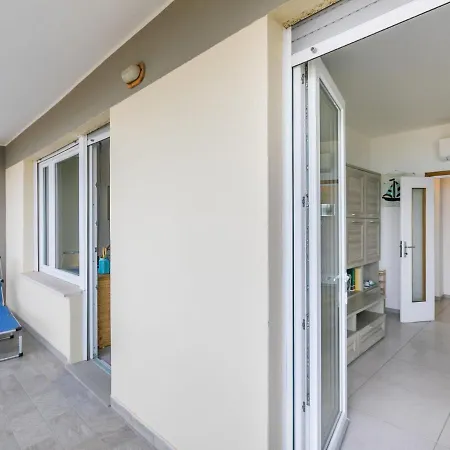 Massimo House By Interhome Apartment Rosignano Solvay
